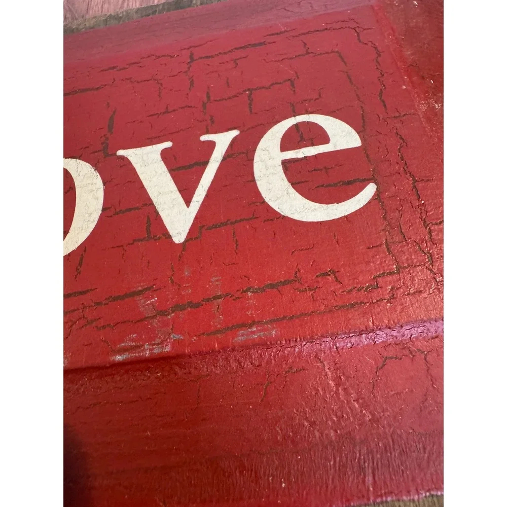 Vintage‎ Saltbox Signs Faith and Love Wood Wall Plaques Set of Two